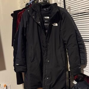 The North Face Men's Black Performance Jacket